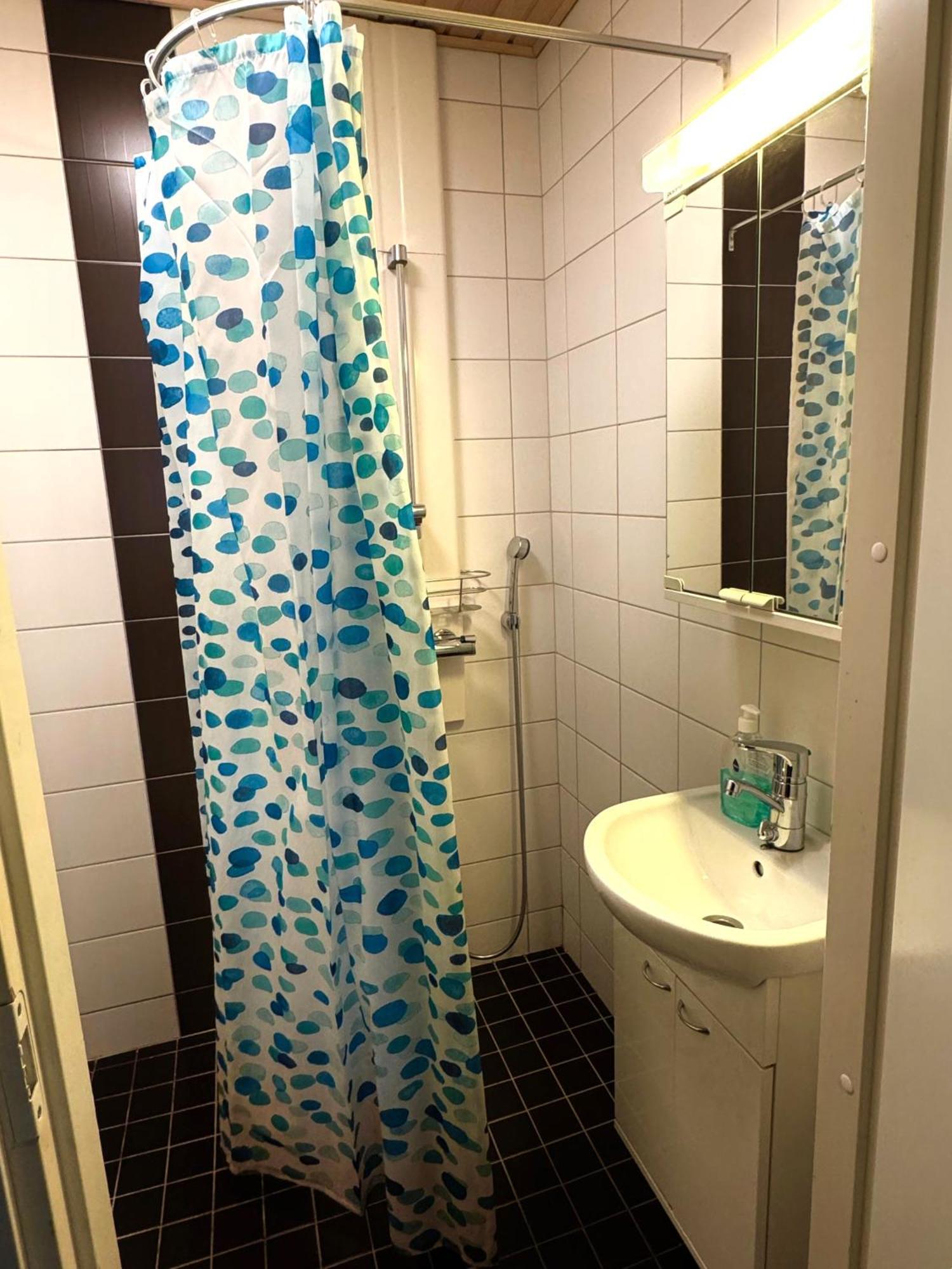 Kotimaailma Apartments Kamppi - 2Br In The City Center With Code Lock Гельсінкі Екстер'єр фото